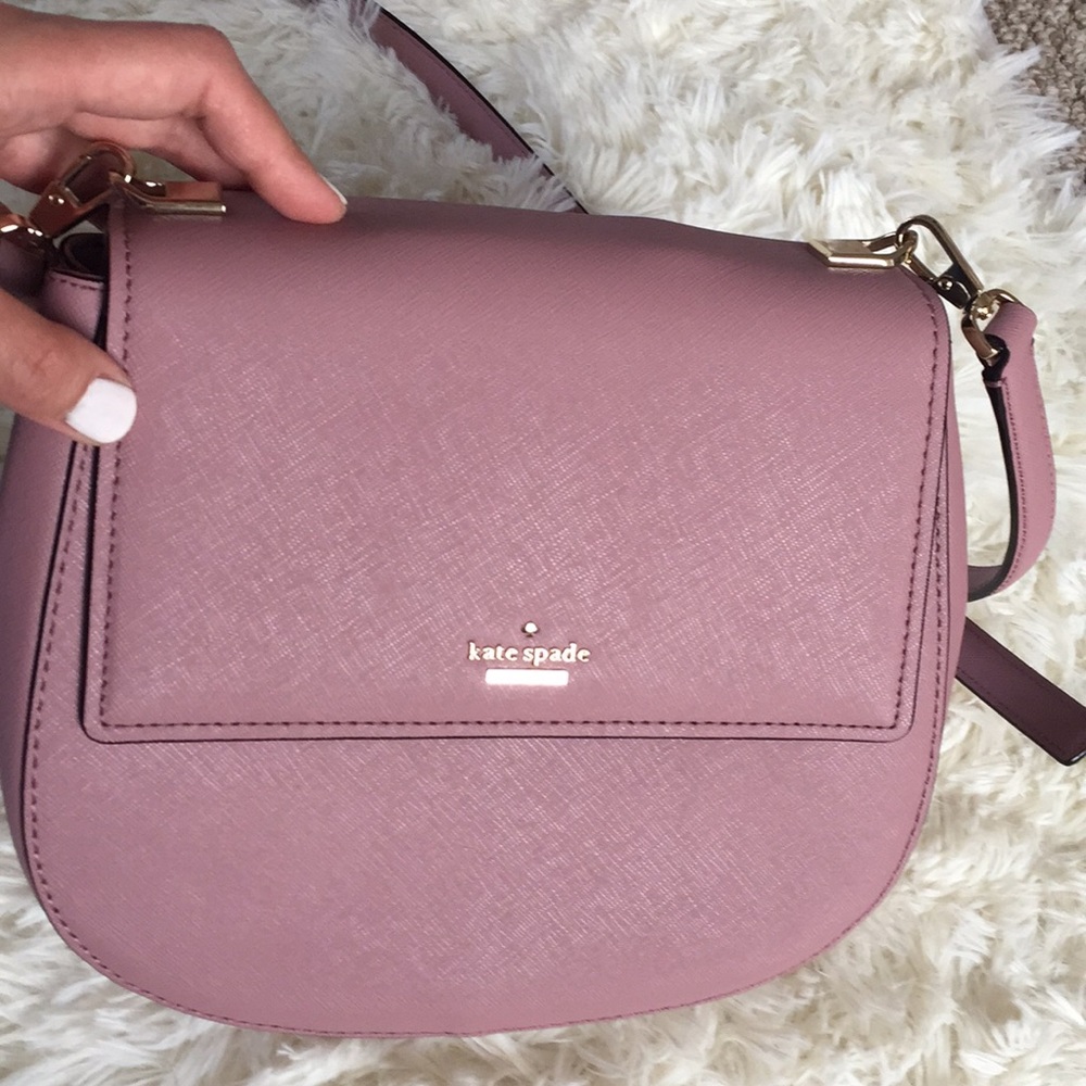 Like new condition Kate spade cross body bag